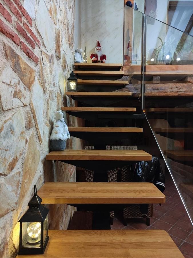בית הארחה Tabanera del Monte 	Casa Vieja Tabanera A 8 Min De Segoia מראה חיצוני תמונה