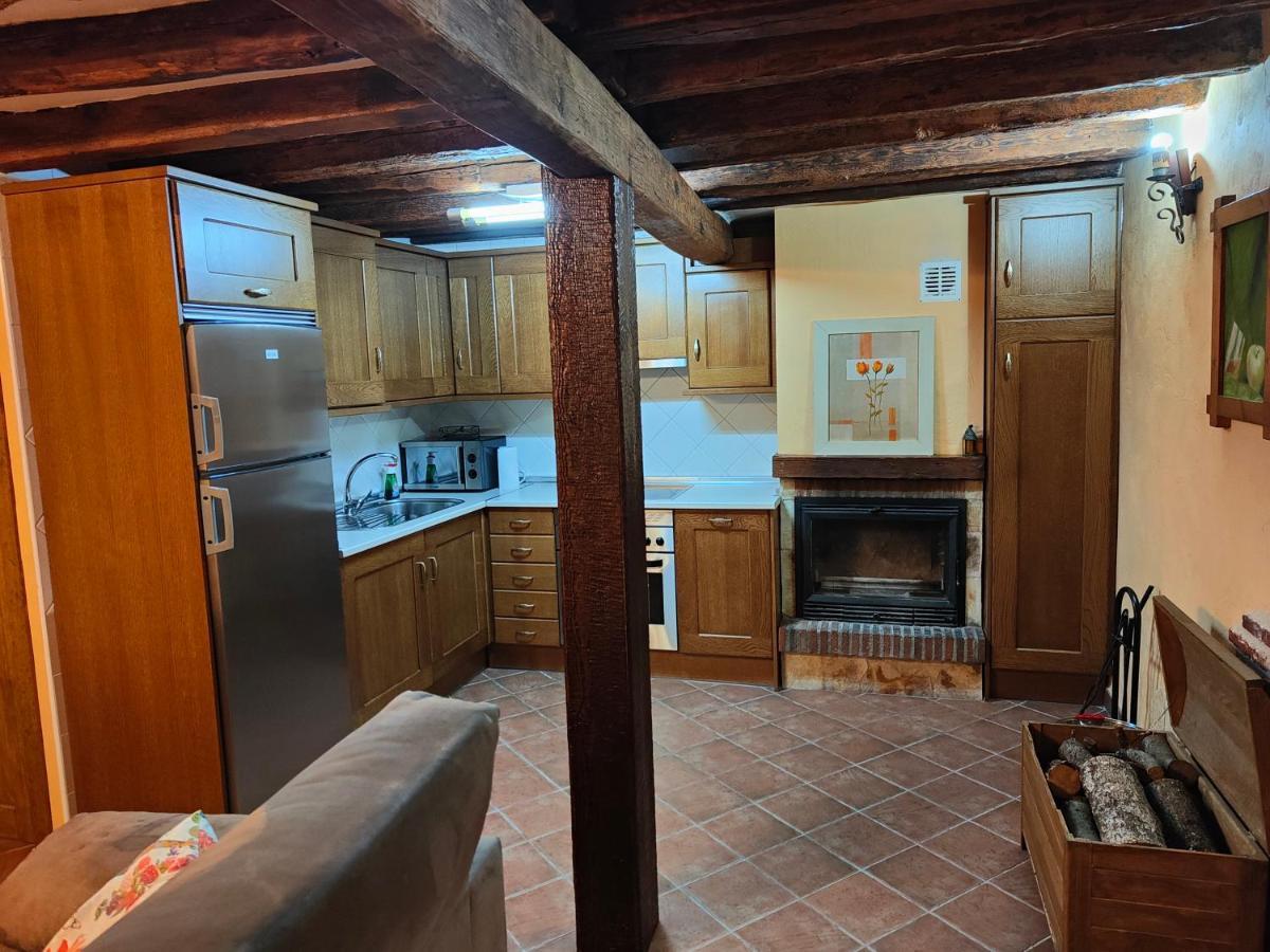 בית הארחה Tabanera del Monte 	Casa Vieja Tabanera A 8 Min De Segoia מראה חיצוני תמונה