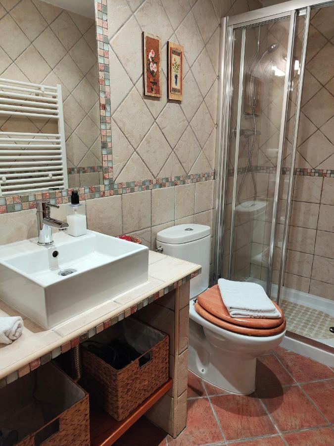 בית הארחה Tabanera del Monte 	Casa Vieja Tabanera A 8 Min De Segoia מראה חיצוני תמונה