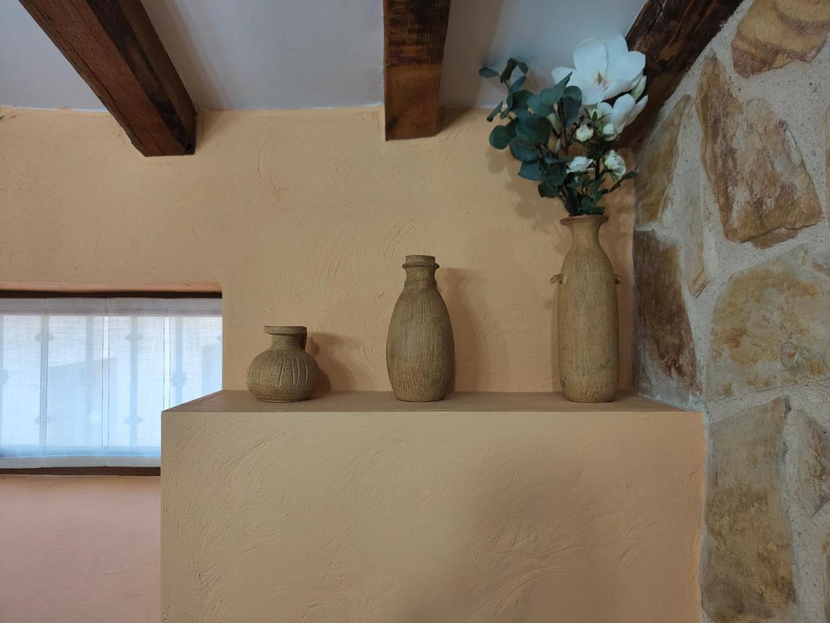 בית הארחה Tabanera del Monte 	Casa Vieja Tabanera A 8 Min De Segoia מראה חיצוני תמונה
