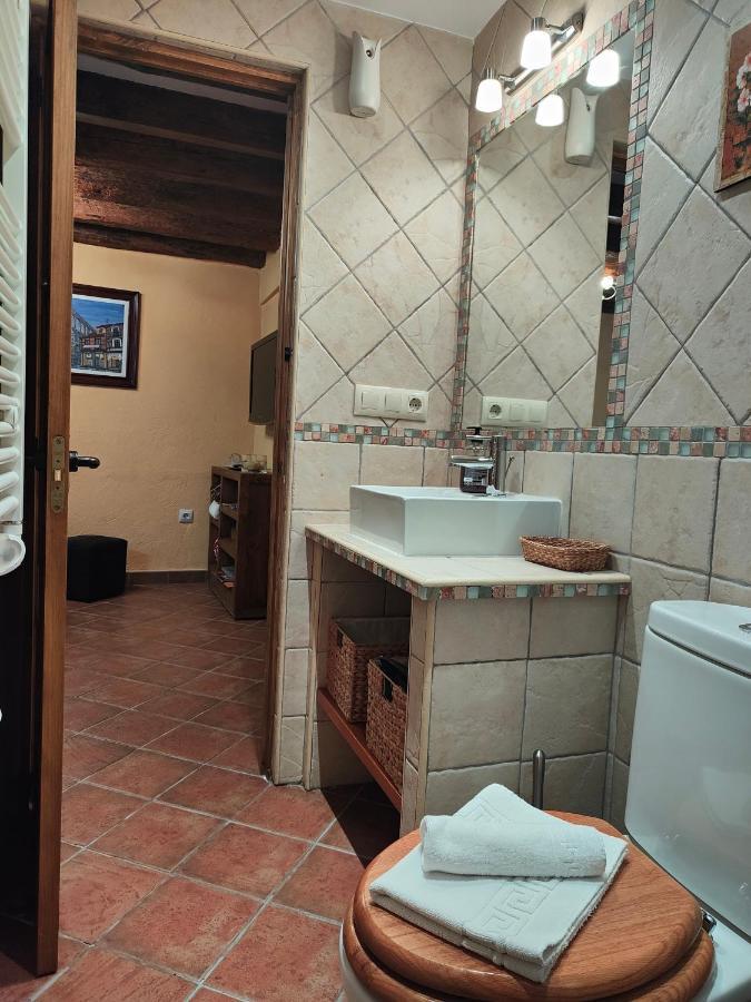 בית הארחה Tabanera del Monte 	Casa Vieja Tabanera A 8 Min De Segoia מראה חיצוני תמונה